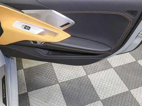 Used 2021 Chevrolet Corvette Stingray Preferred Cpe w/ Battery Protection Package image 23