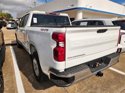 Used 2025 Chevrolet Silverado 1500 LT image 4