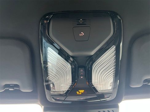 Used 2023 BMW X3 xDrive30i image 28