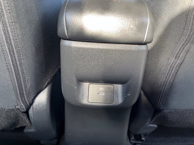 Used 2024 Nissan Versa SR FWD image 18