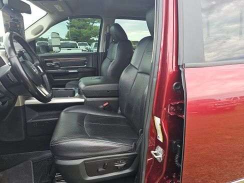 Used 2018 RAM 3500 Laramie image 13