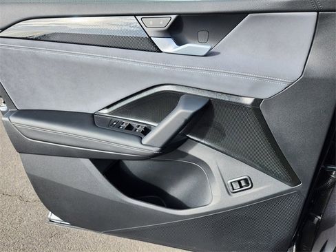 New 2026 Volkswagen Tiguan SE image 21