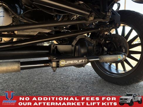 Used 2020 Ford F250 Platinum w/ FX4 Off-Road Package AWD/4WD image 8