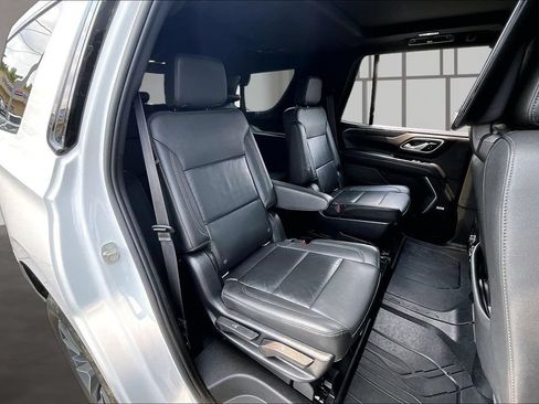 Used 2021 Chevrolet Tahoe Z71 w/ Rear Media and Nav Package AWD/4WD image 27
