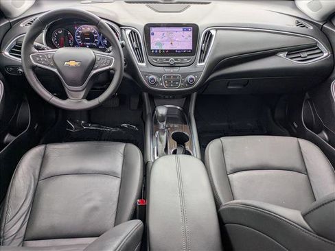 Used 2022 Chevrolet Malibu Premier image 17