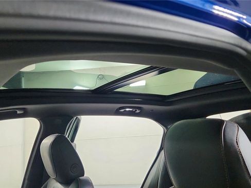 Used 2021 Cadillac XT4 Sport w/ Cold Weather Package image 18