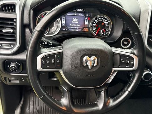 Used 2022 RAM 1500 Big Horn AWD/4WD image 18