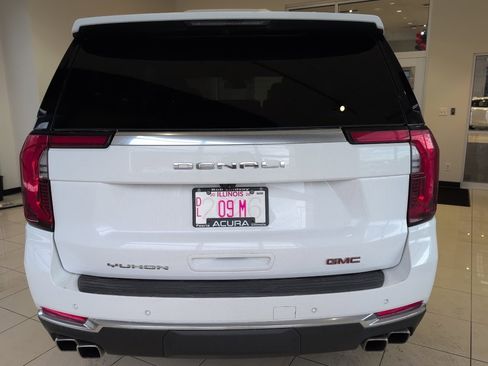 Used 2025 GMC Yukon Denali image 4