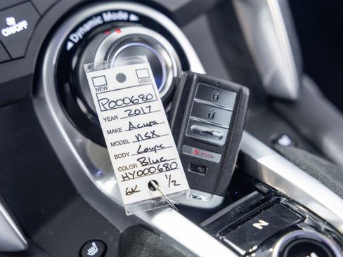 Used 2017 Acura NSX AWD/4WD image 54