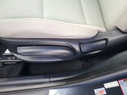 Used 2020 Kia Soul LX FWD image 20