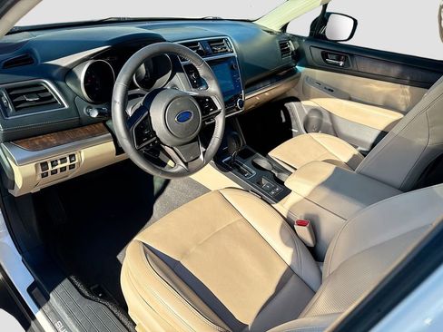 Used 2019 Subaru Outback 2.5i Limited image 10