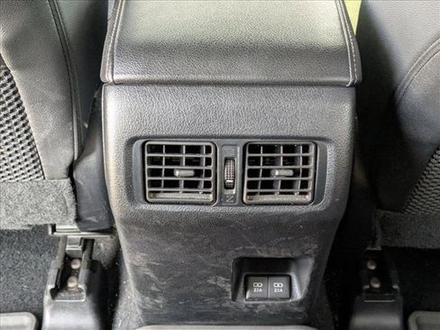 Used 2022 Toyota 4Runner SR5 Premium image 25