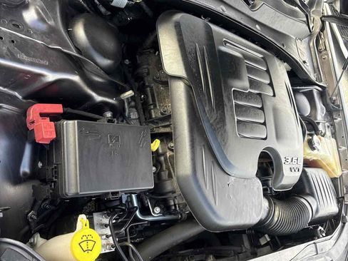 Used 2014 Chrysler 300 image 25