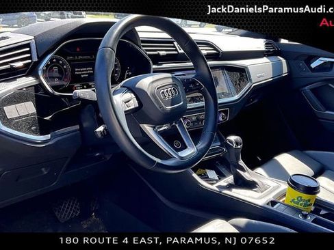Used 2023 Audi Q3 2.0T Premium Plus w/ Premium Plus Package AWD/4WD image 11