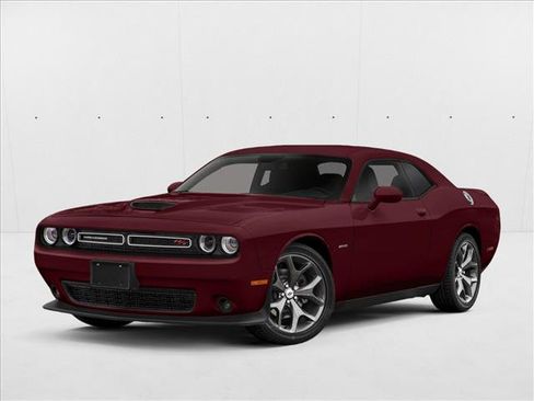 Used 2019 Dodge Challenger R/T w/ Driver Convenience Group image 1