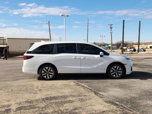 New 2026 Honda Odyssey EX-L image 7