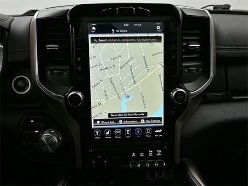 Used 2019 RAM 1500 Laramie image 12