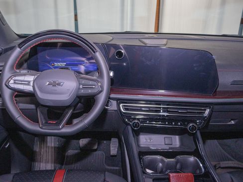 New 2026 Chevrolet Traverse RS image 15