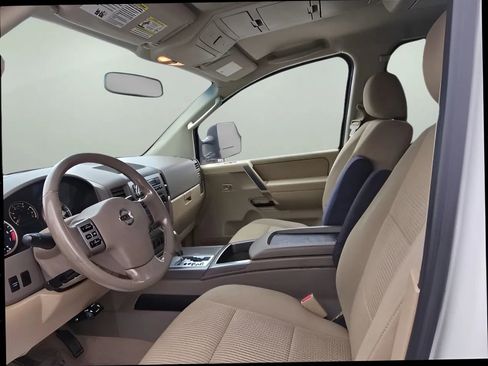 Used 2008 Nissan Titan SE RWD image 10