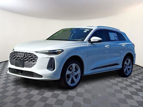 New 2026 Audi Q5 Premium Plus image 3