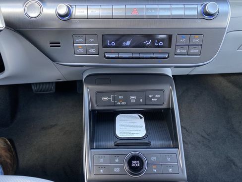 New 2026 Hyundai Kona Limited FWD image 24