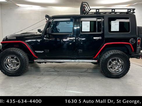 Used 2008 Jeep Wrangler Unlimited Rubicon w/ Dual Top Group AWD/4WD image 2