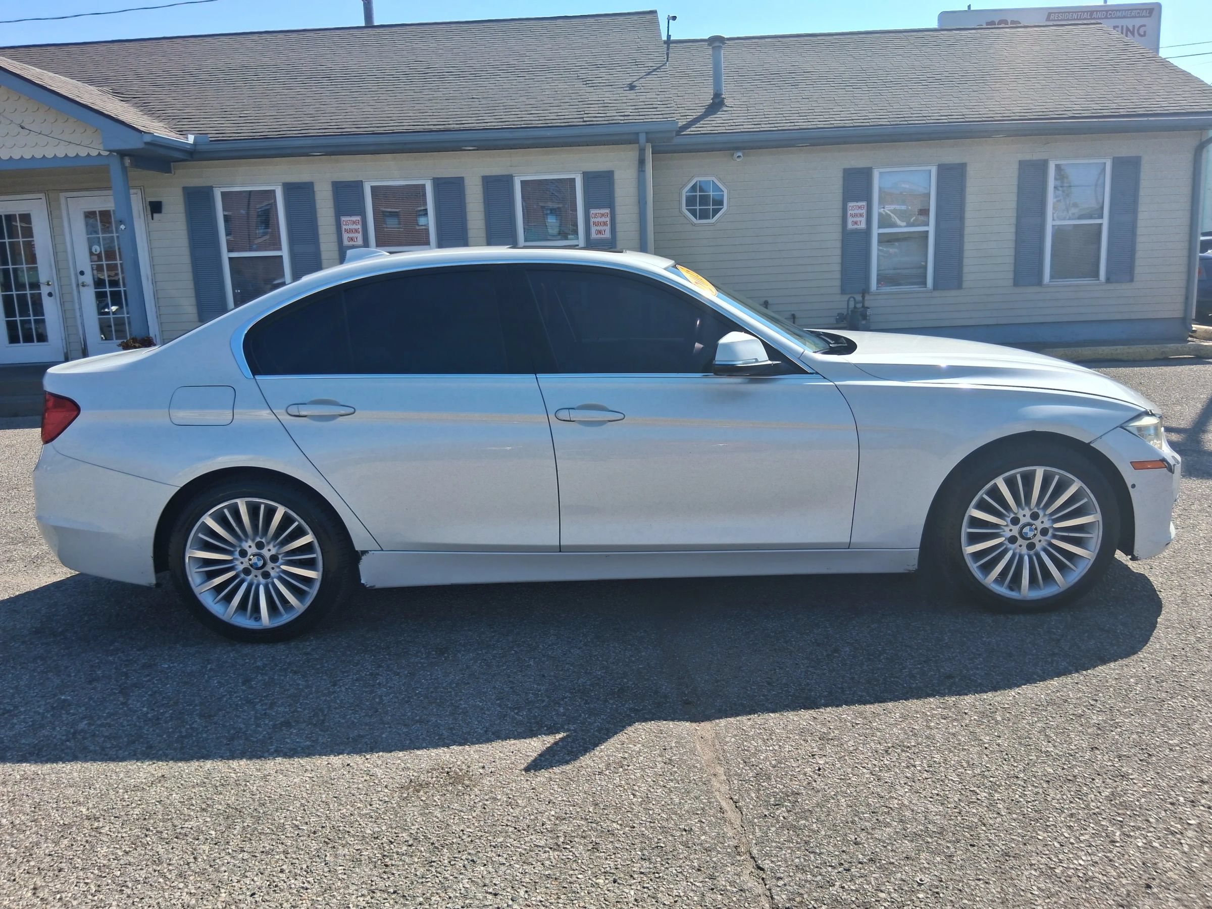 Used 2015 BMW 328i xDrive Sedan AWD/4WD image 8