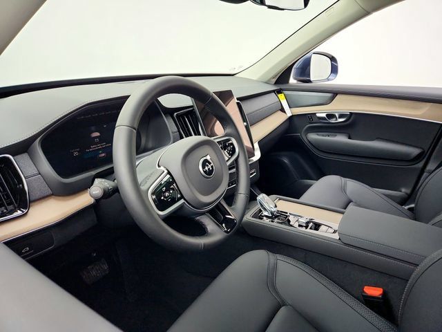 New 2026 Volvo XC90 B6 Plus w/ Protection Package AWD/4WD image 16