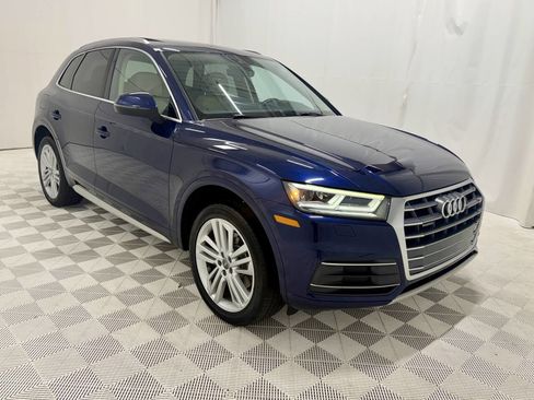 Used 2018 Audi Q5 2.0T Premium Plus w/ Premium Plus Package image 3