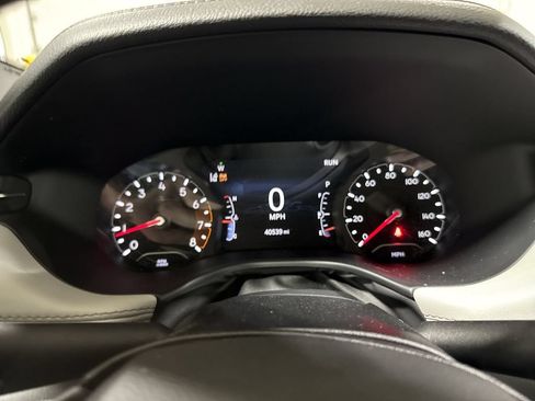 Used 2024 Jeep Compass Limited w/ Sun and Sound Group AWD/4WD image 12