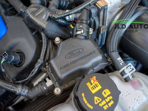 Used 2019 Ford Mustang Shelby GT350R w/ GT350R Equipment Group 920A RWD image 46