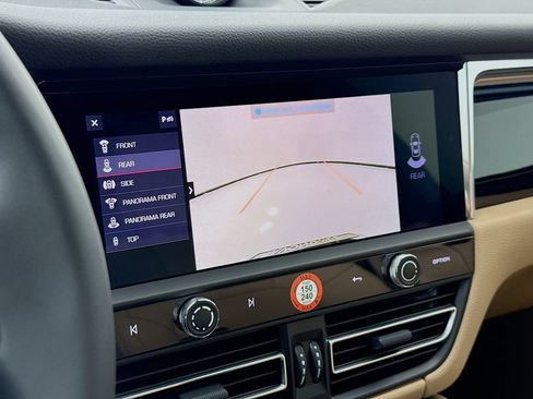 New 2026 Porsche Macan AWD/4WD image 20