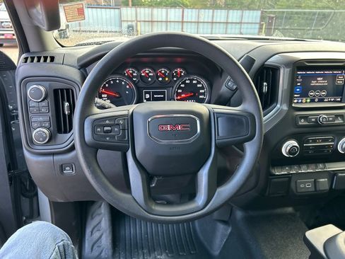 Used 2026 GMC Sierra 1500 Pro w/ Pro Value Package AWD/4WD image 19