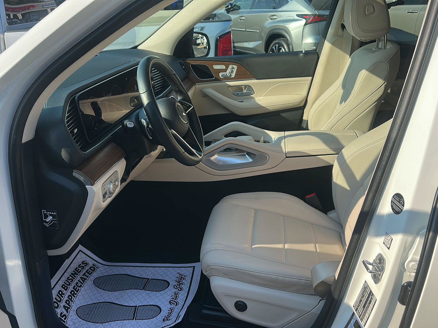 Used 2025 Mercedes-Benz GLE 350 4MATIC image 19