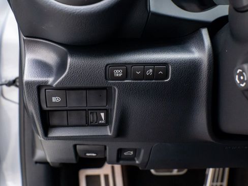 Used 2025 Lexus IS 350 F Sport w/ Navigation Package image 21