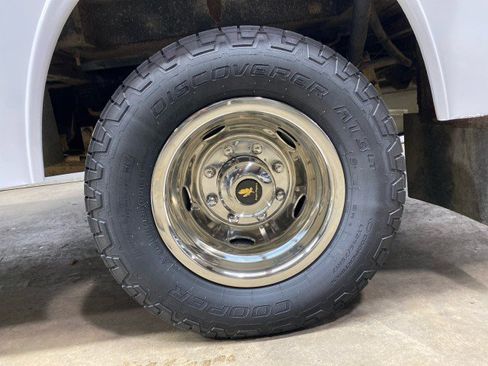 Used 2015 Ford F350 XL w/ Power Equipment Group RWD image 30