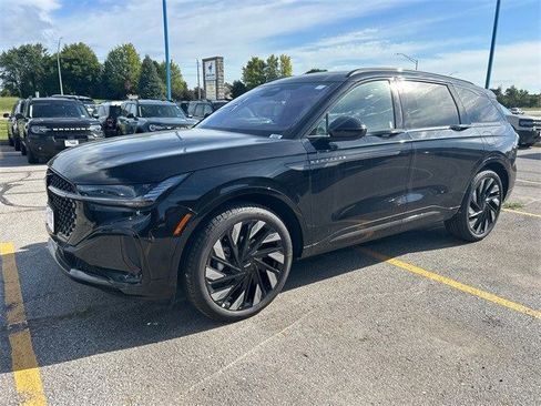 New 2025 Lincoln Nautilus Reserve w/ Jet Appearance Package image 9