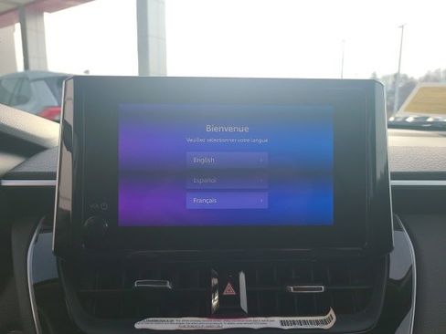 Used 2023 Toyota Corolla Cross XLE image 28