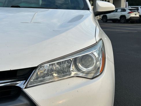 Used 2017 Toyota Camry LE FWD image 12