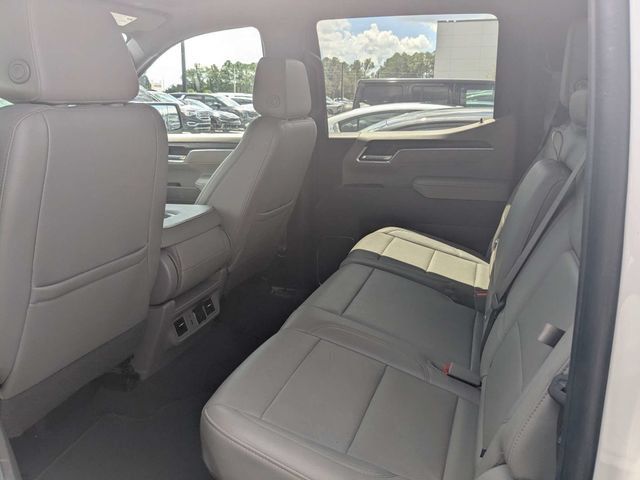 Used 2025 GMC Sierra 1500 SLT AWD/4WD image 13