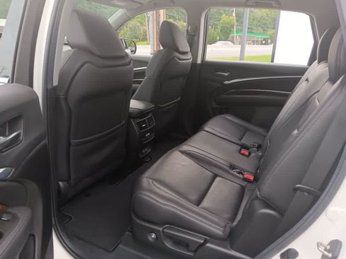 Used 2019 Acura MDX SH-AWD image 13