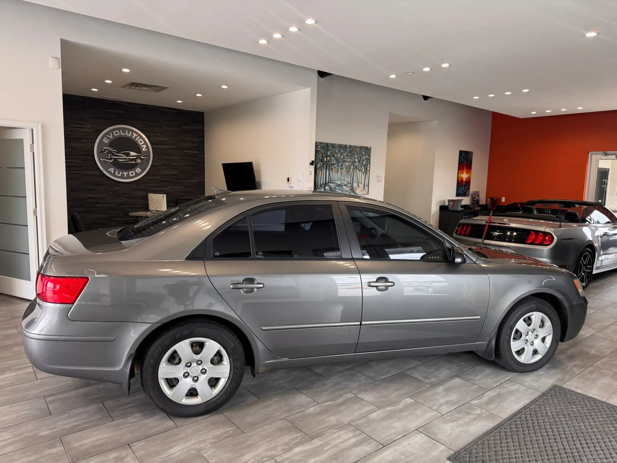 Used 2010 Hyundai Sonata GLS FWD image 14