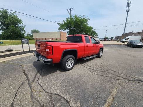 Used 2018 GMC Sierra 1500 SLE w/ SLE Value Package AWD/4WD image 16