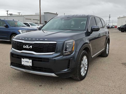 Used 2022 Kia Telluride LX FWD image 4