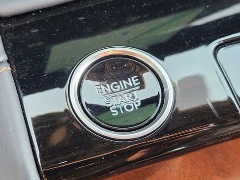 Used 2025 Lincoln Navigator Black Label image 20