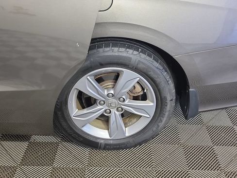 Used 2018 Honda Odyssey EX-L image 17