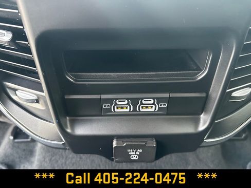 Used 2024 RAM 1500 Laramie AWD/4WD image 29