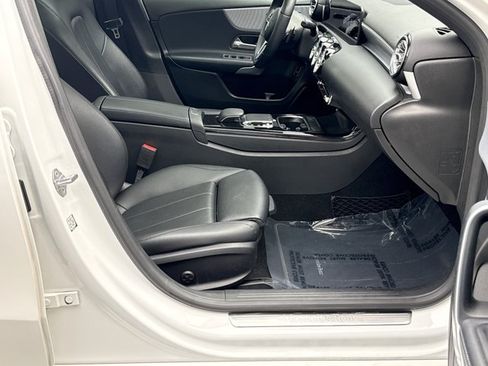 Used 2019 Mercedes-Benz A 220 4MATIC image 18