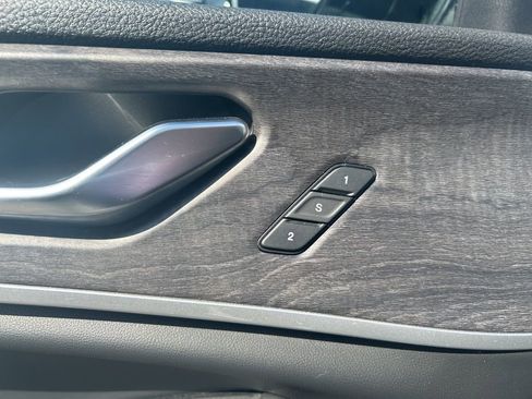 Used 2021 Jeep Grand Cherokee L Limited w/ Trailer Tow Group (B) image 15