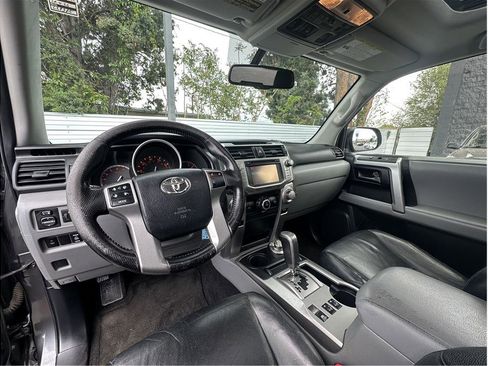 Used 2013 Toyota 4Runner SR5 w/ Premium Pkg AWD/4WD image 2